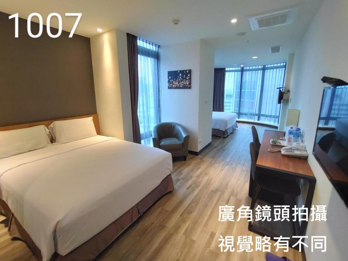 Honest&Warm Hotel Taoyuan Buitenkant foto
