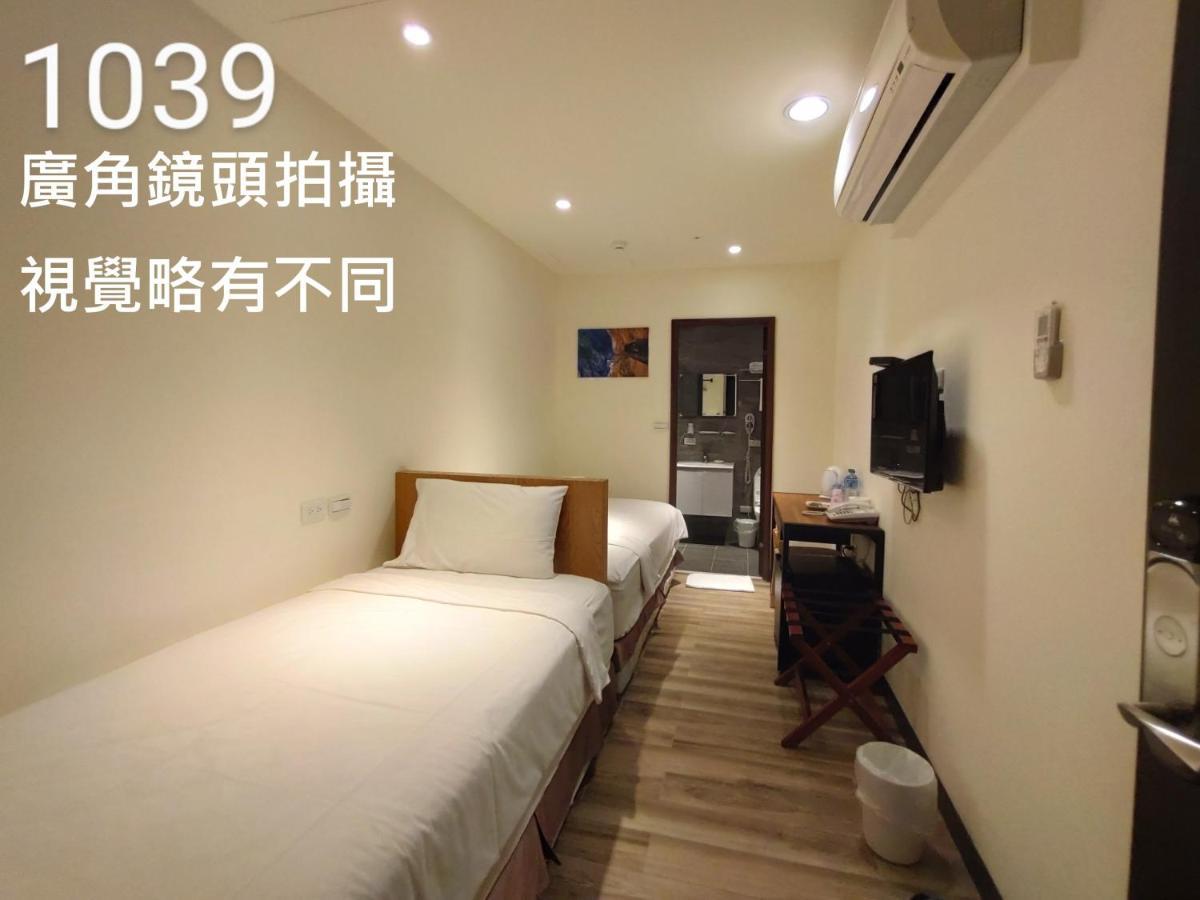 Honest&Warm Hotel Taoyuan Buitenkant foto