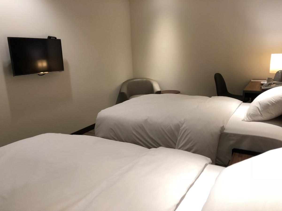 Honest&Warm Hotel Taoyuan Buitenkant foto