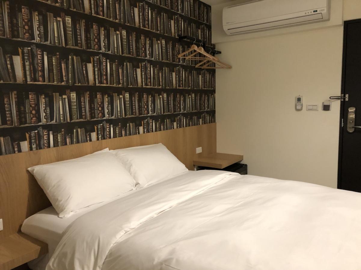 Honest&Warm Hotel Taoyuan Buitenkant foto