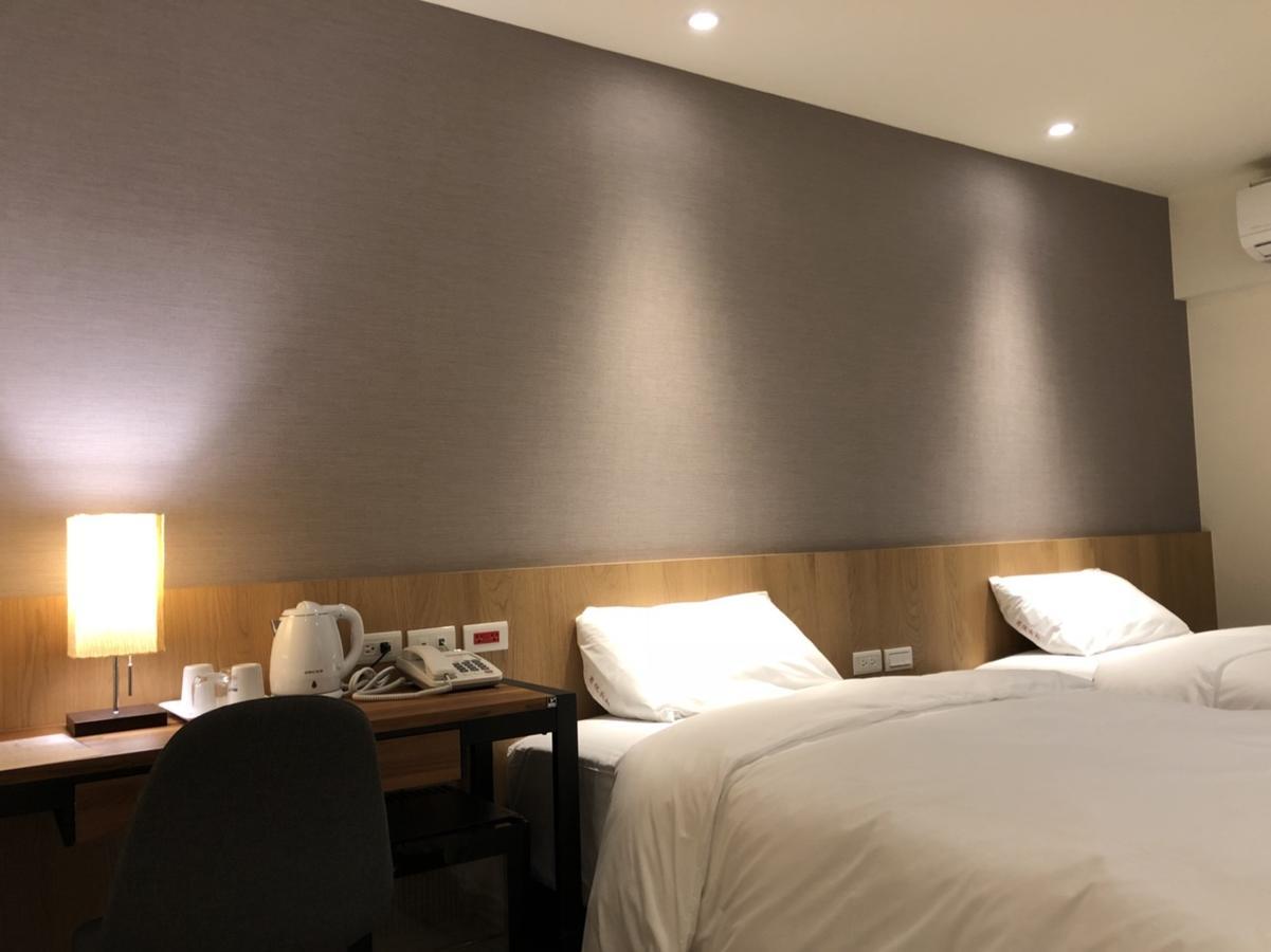 Honest&Warm Hotel Taoyuan Buitenkant foto