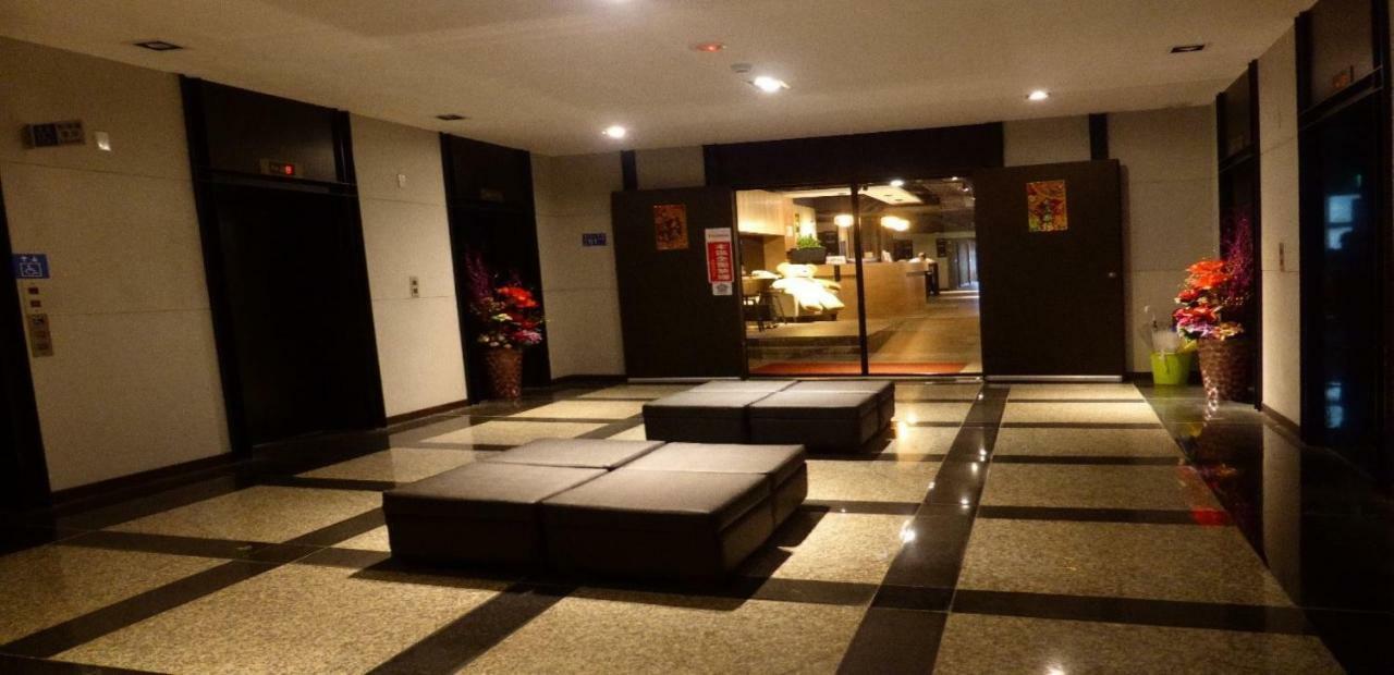 Honest&Warm Hotel Taoyuan Buitenkant foto